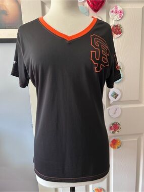Black & Orange V-Neck Women’s SF Giants Jersey Tee